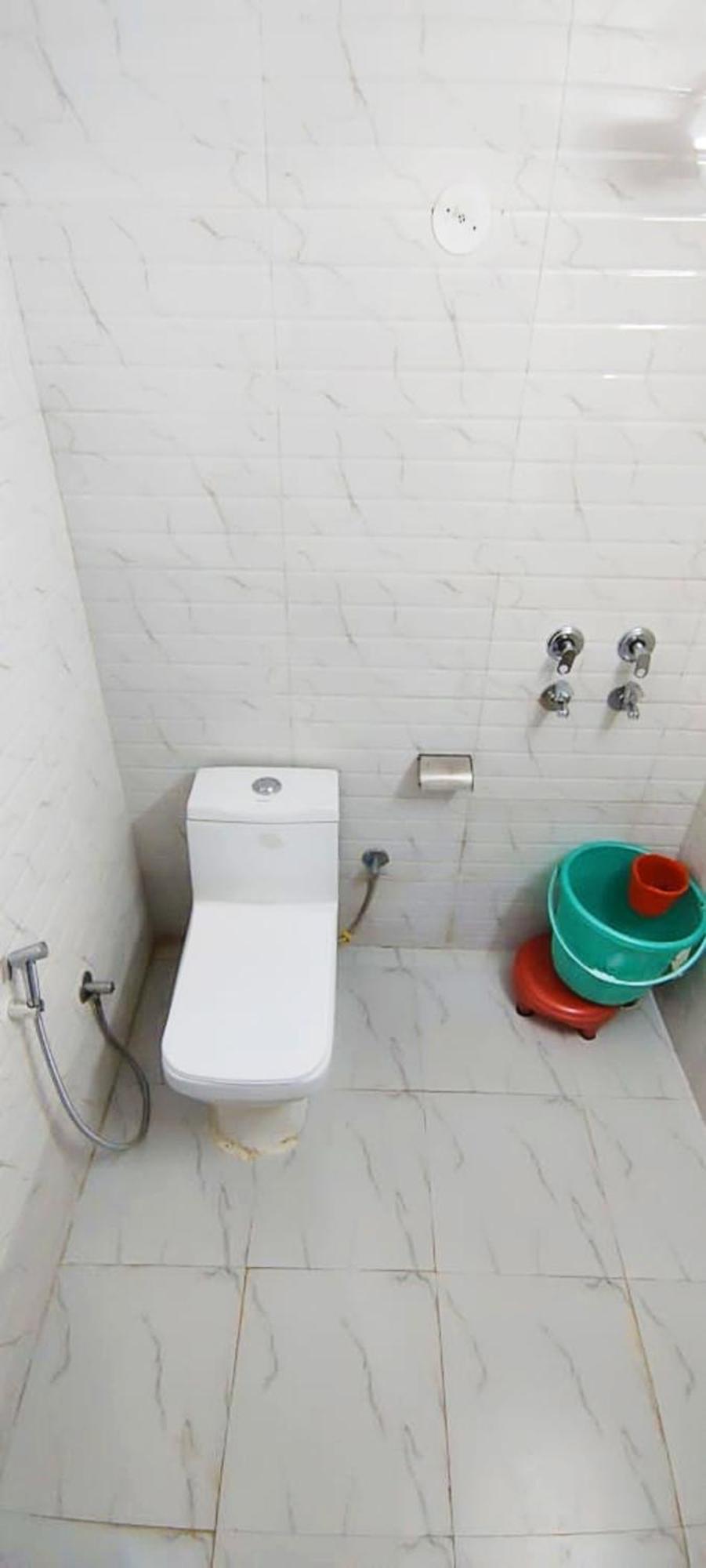 Luxury Rooms In Safdarjung Enclave Near Aiims & Safdarjung Hospital New Delhi Luaran gambar