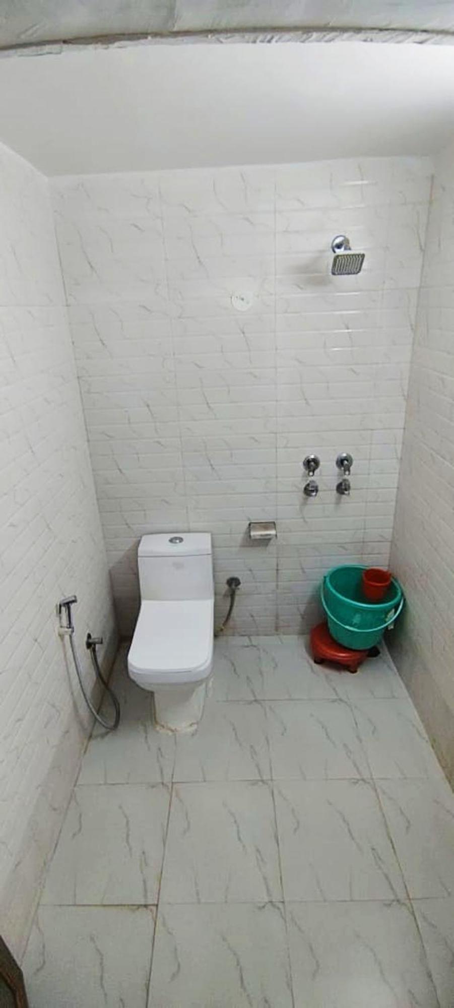 Luxury Rooms In Safdarjung Enclave Near Aiims & Safdarjung Hospital New Delhi Luaran gambar