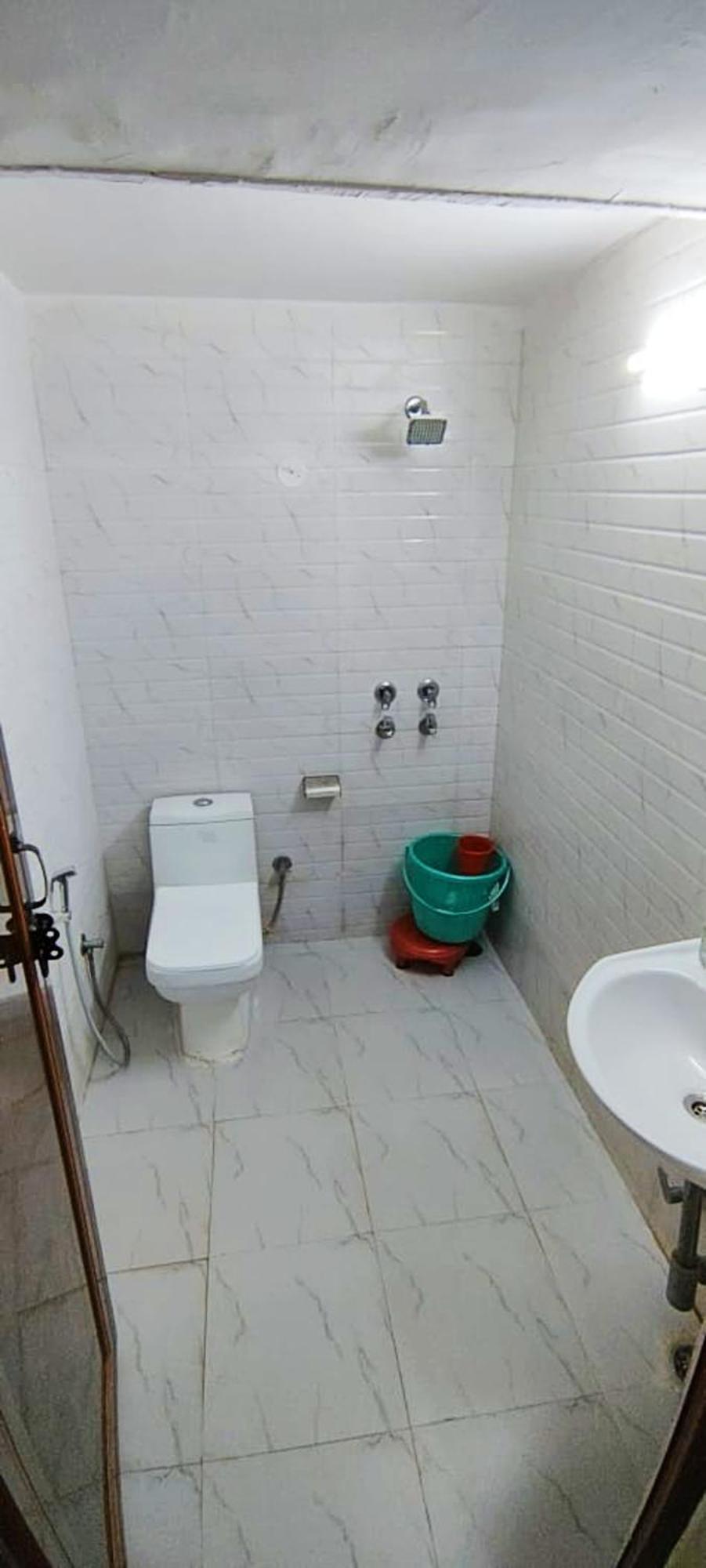Luxury Rooms In Safdarjung Enclave Near Aiims & Safdarjung Hospital New Delhi Luaran gambar